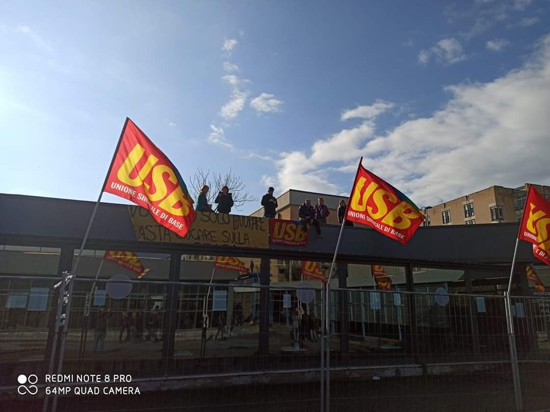 Asp Cosenza, licenziati 47 lavoratori. l’Usb: «Disagi al Cup. Cotticelli intervenga»