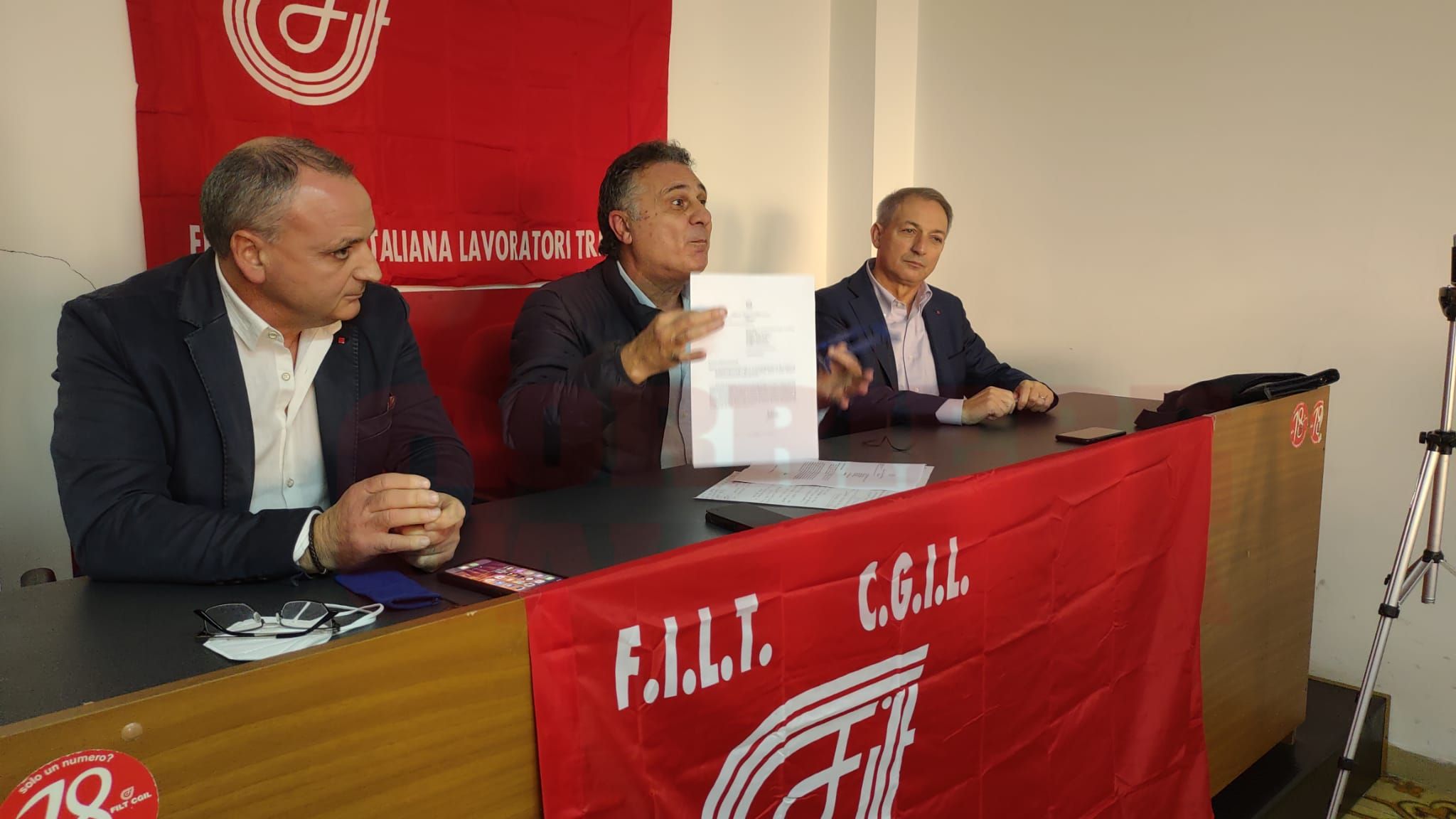 La Cgil: «Le parole di Occhiuto pesanti come pietre, De Metrio si dimetta subito»