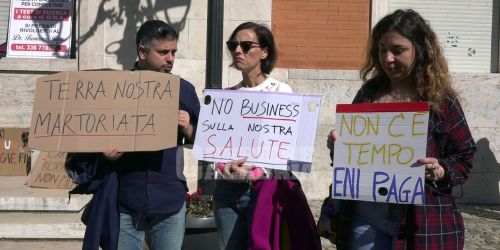 No rifiuti crotone_home