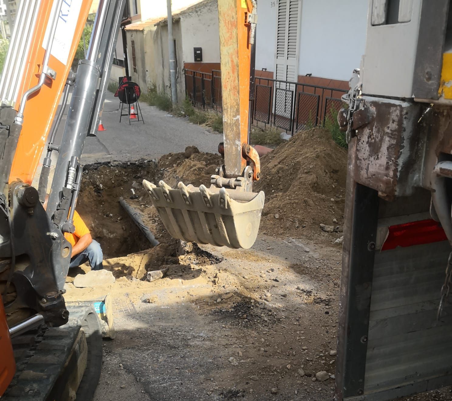 Guasto alla rete elettrica, disservizi idrici in diverse aree di Reggio Calabria