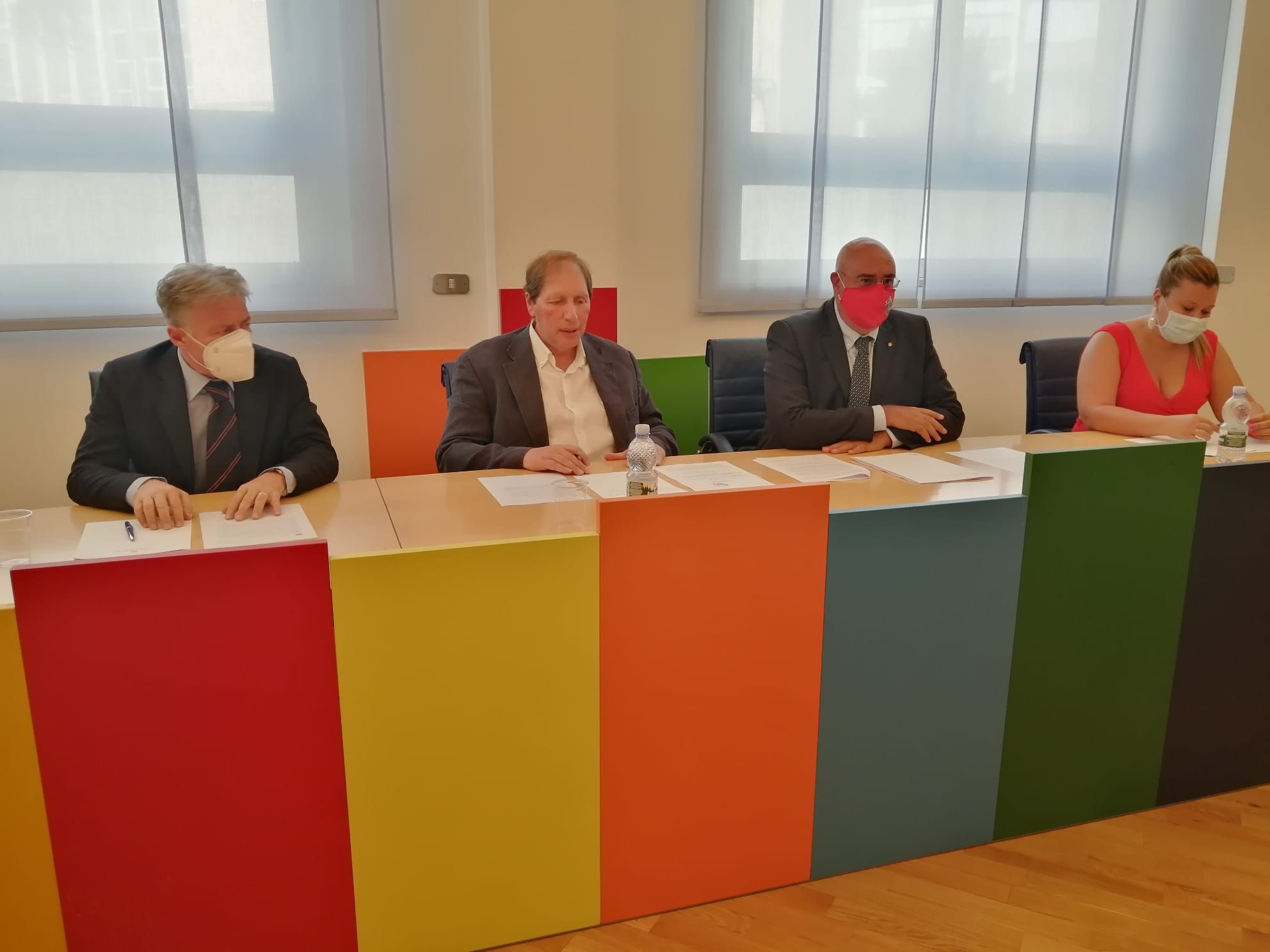 Altomonte, arresto cardiaco: arriva il drone con defibrillatore – VIDEO