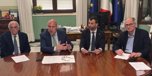 amianto scuole crotone arpacal e voce