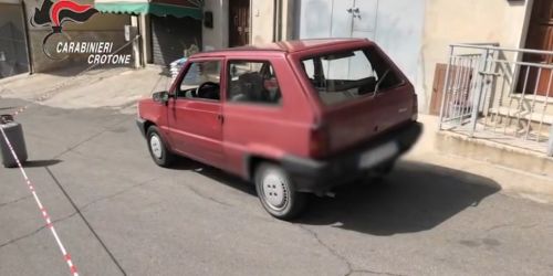 donna accoltellata roccabernarda