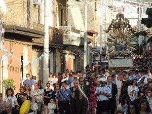 «A San Procopio nessun “inchino” durante la processione»