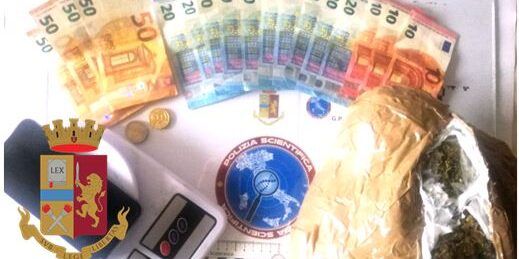 Catanzaro, arrestati due pusher: uno ha 16 anni