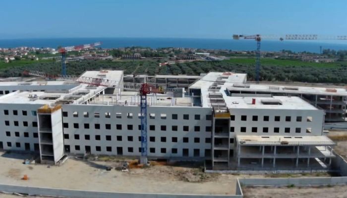 Nuovi ospedali, dopo la proroga dei poteri straordinari si apre la fase 2. Ecco il cronoprogramma