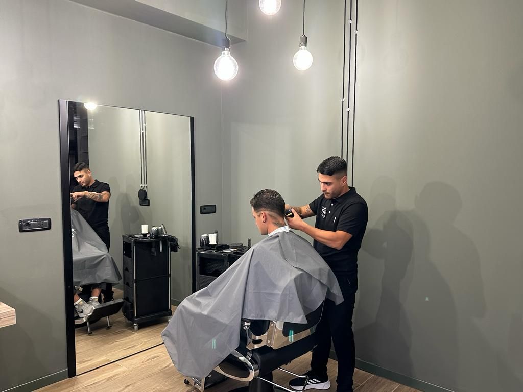 Giovani che investono in Calabria, apre ad Amantea nuova attività con “Yes I Start up”