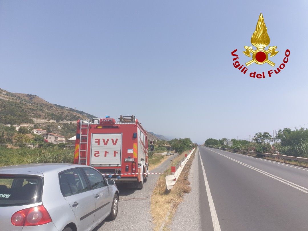 Ordigno rinvenuto sulla statale 18 nel Cosentino