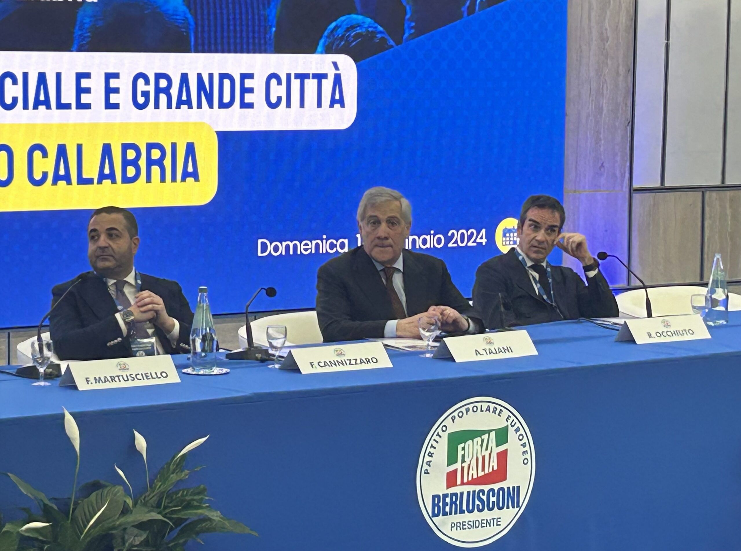 Occhiuto e Cannizzaro rispondono a Irto: «Noi di Forza Italia siamo uomini del fare»