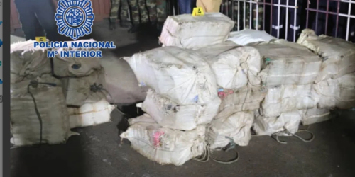 'Ndrangheta, sequestrati 805 chili di cocaina in un'operazione nell'Atlantico