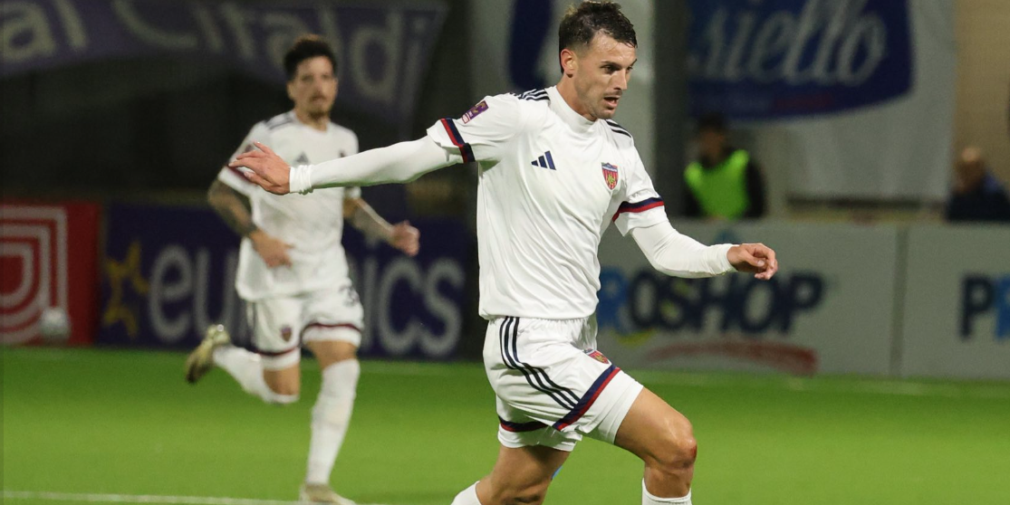 Cosenza, vittoria pesantissima a Latina: Mazzocchi firma l’1-0. Lupi a -2 dalla vetta