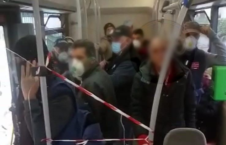 Fase 2, a Reggio Calabria bus presi d'assalto