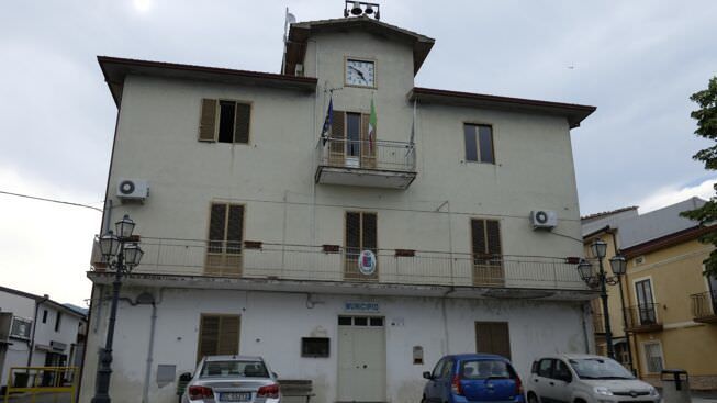 Emergenza furti a Cerenzia, il sindaco al Prefetto: «Siamo rimasti soli»