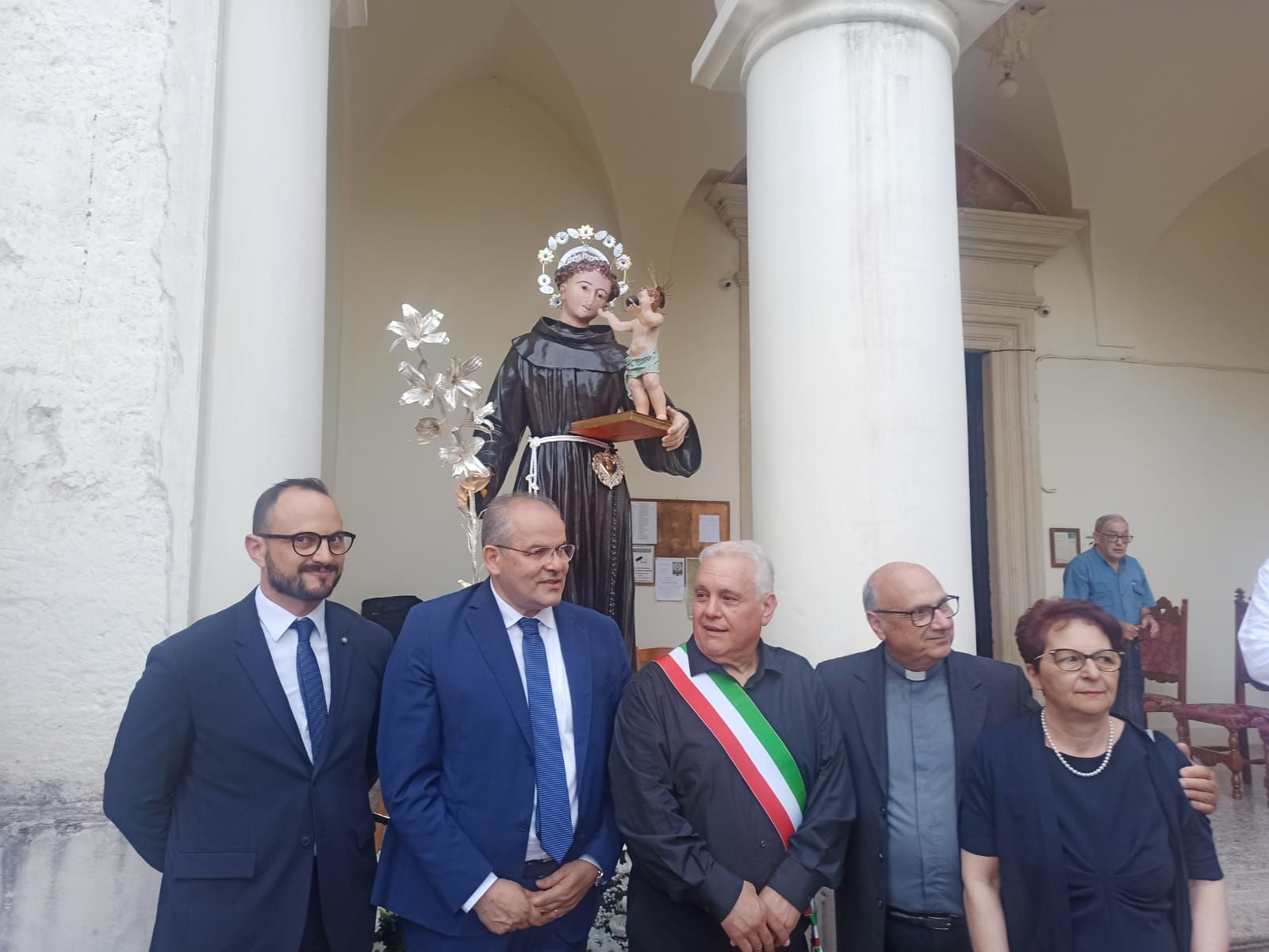 Michele Affidato a Seclì per la posa del Giglio a Sant’Antonio – FOTO