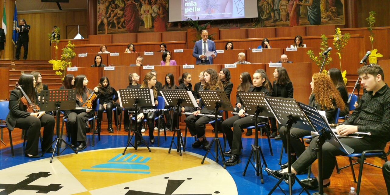 «Contrastare la violenza contro le donne irrobustendo i centri e finanziandoli»