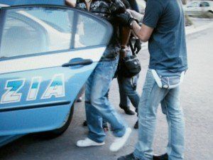 Rapina alla tabaccheria di Cosenza, fermati due della gang