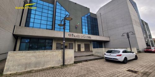 Maxi truffa sui lavori per il nuovo Tribunale di Vibo, sequestro da 3,2 milioni di euro e due denunce