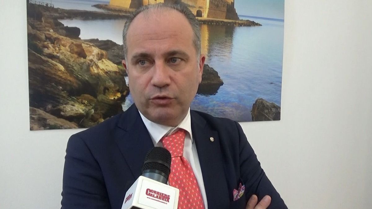 Federalberghi: «No alle fake news, nessun obbligo di chiusura per gli hotel»