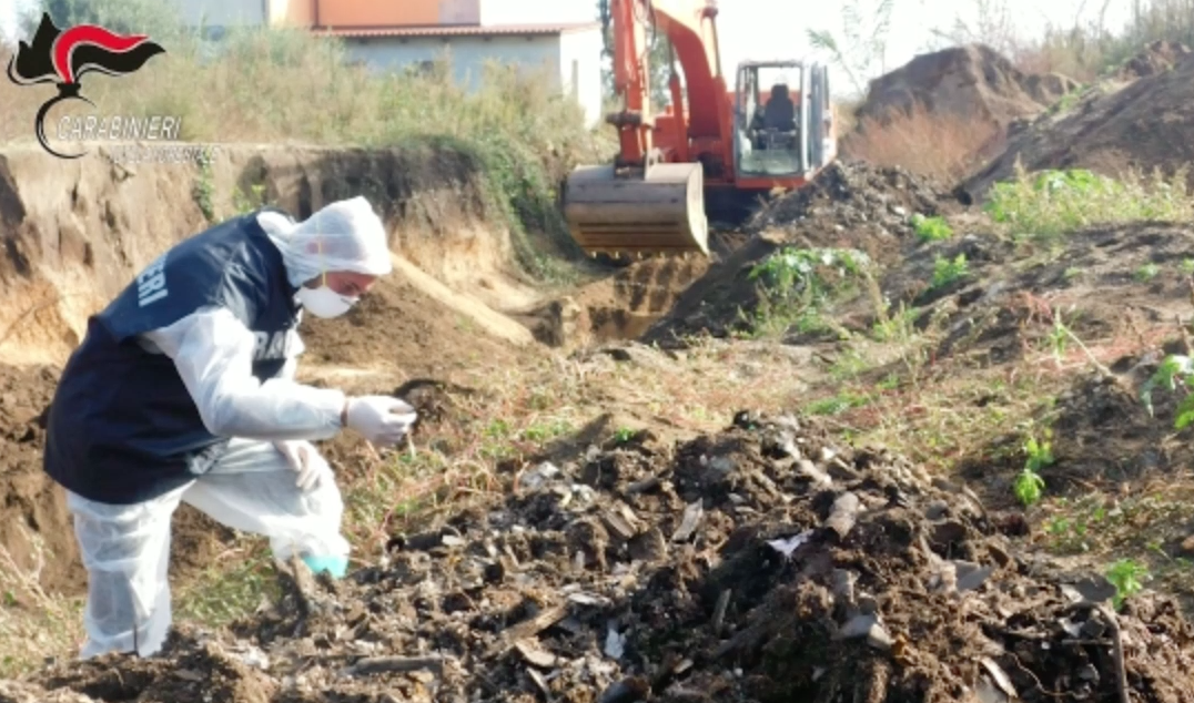 ‘Ndrangheta, traffico di rifiuti e il monopolio dei Delfino: 29 arresti – I NOMI