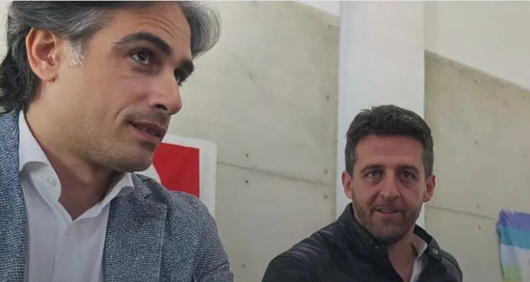 Al di fuori e forse anche “contro”. Nel centrosinistra torna a fare capolino il “partito dei sindaci”