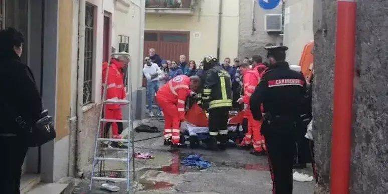 Incendio in una abitazione a Castrovillari: 35enne ustionato gravemente