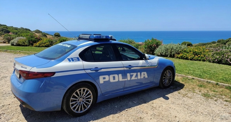 Controlli a tappeto Crotone e Cirò Marina, 587 persone identificate. Una denuncia per una struttura ricettiva