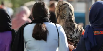 Rifiuta le nozze combinate, «se torno in Pakistan mi uccidono»