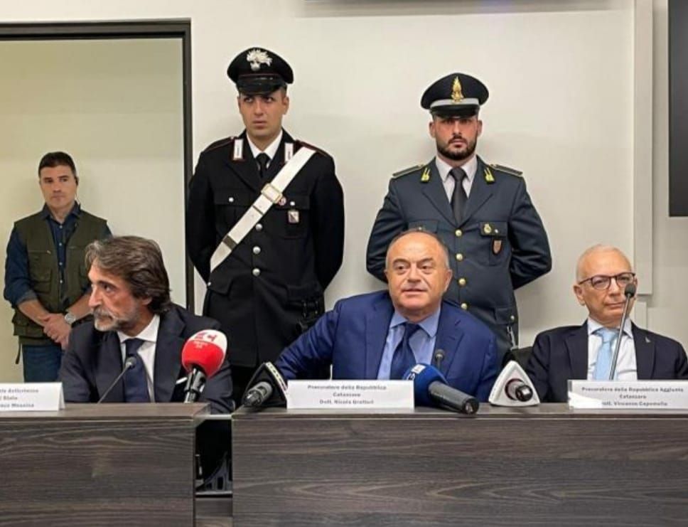 Carcere pieno dopo il blitz? Il Sappe difende Gratteri: «Attacchi strumentali del Garante»