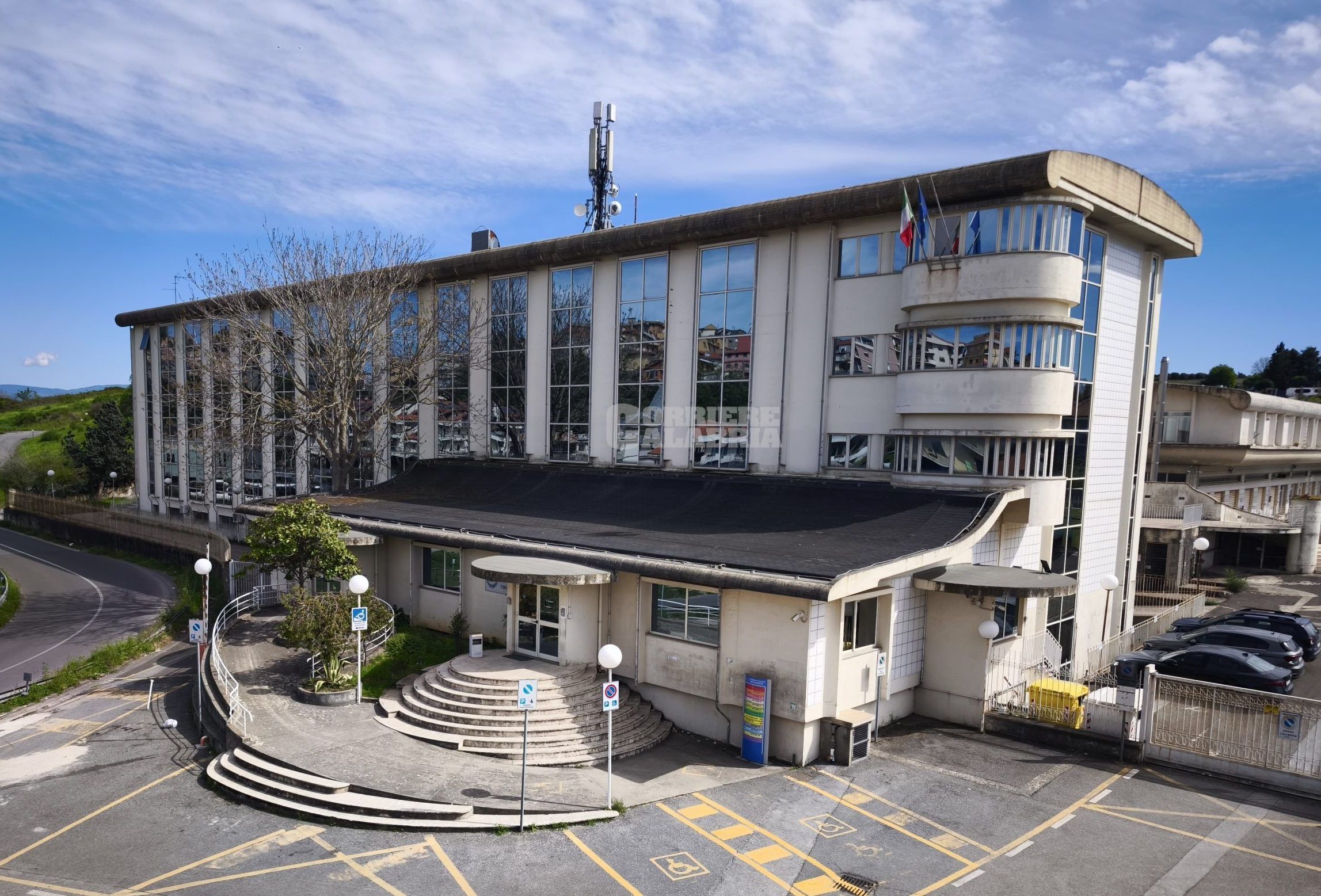 Svolta per i Tis della Provincia di Vibo, ma salta il bilancio. Continua la crisi per L’Andolina