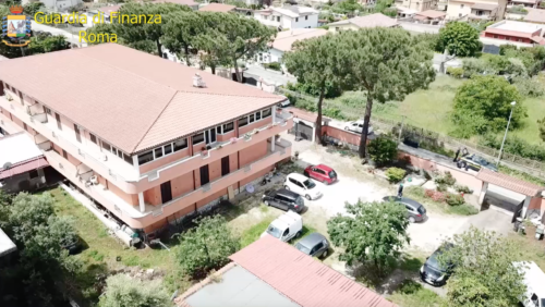 Barca a vela e feste vip, la "dolce vita" dei Mercuri nascondeva truffe e riciclaggio