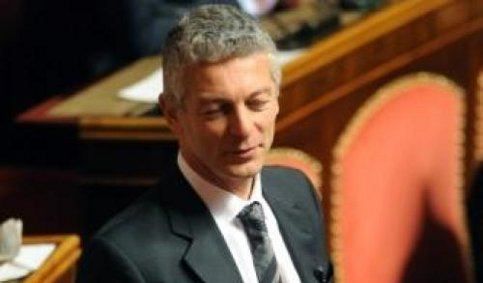 Cosenza, Morra: «Indecoroso spettacolo Occhiuto-Sorical»