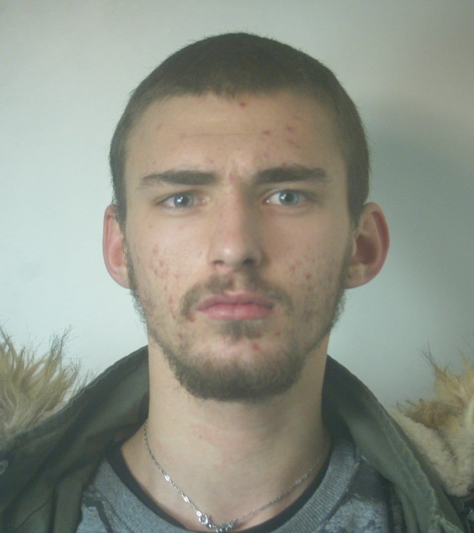 Rapinano una panetteria a Vibo, presi due giovani