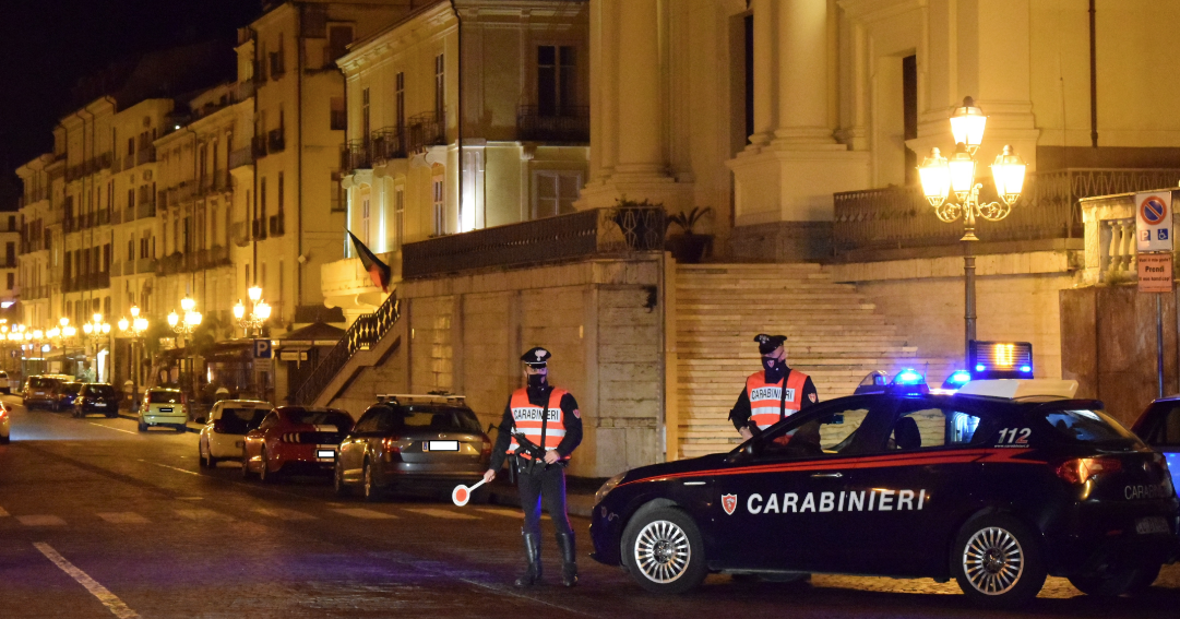 Lamezia, uomo accoltellato in piazza Mazzini: arrestato un 33enne