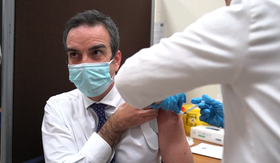 Occhiuto: «Ieri in Calabria oltre 29mila somministrazioni, record assoluto da inizio campagna»