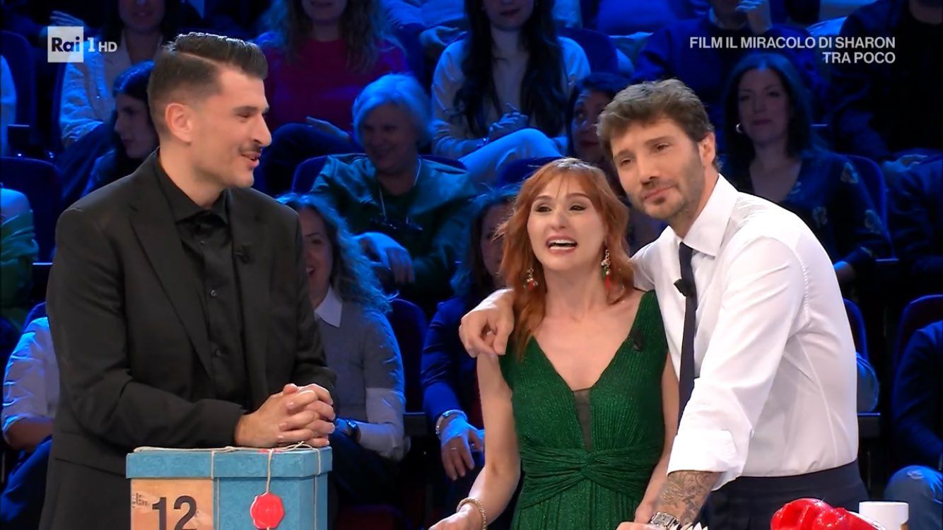 Ad “Affari Tuoi” trionfa la Calabria: una coppia torna a casa con 200mila euro – VIDEO