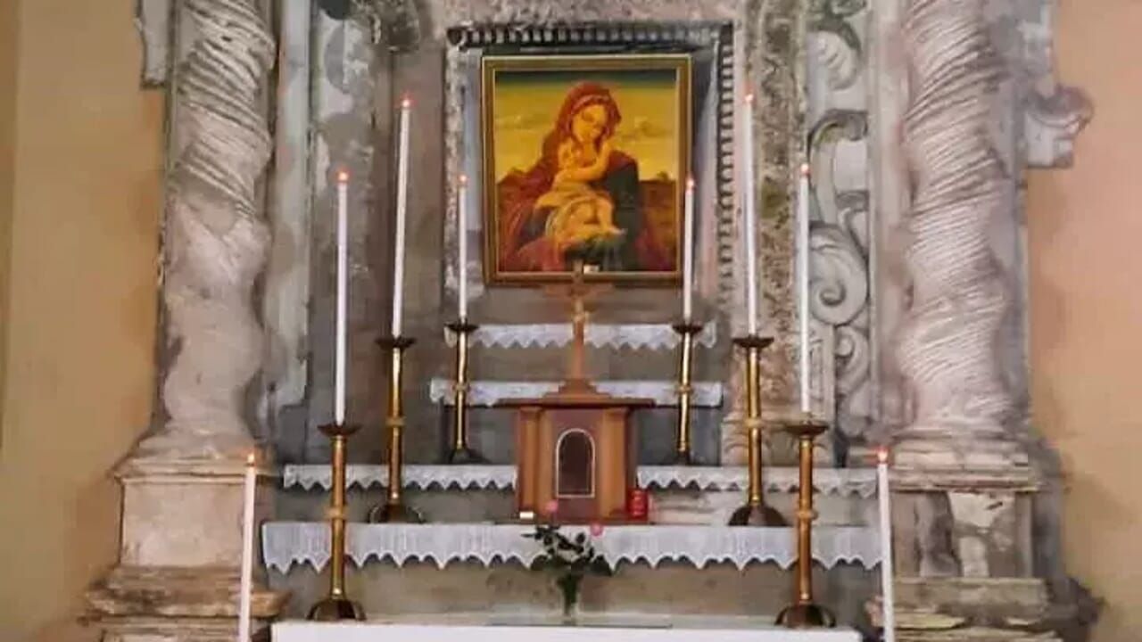 Reggio, l’altare della Graziella resta a metà: restauro a rischio e ponteggi verso lo smontaggio