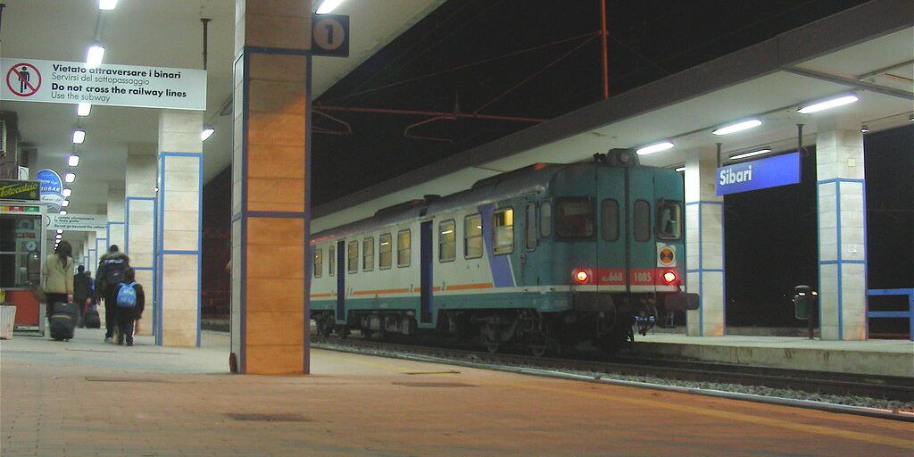 Frecciarossa Sibari-Bolzano, il treno con i disservizi intorno (e 400mila euro sprecati)