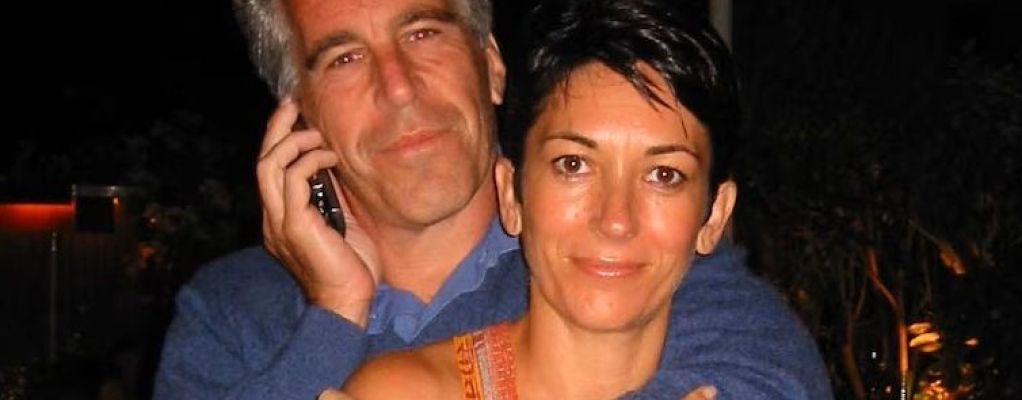 Epstein File, la compagna non parla: «Prima la grazia»