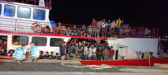 Migranti, in 252 raggiungono Crotone. È il quindicesimo sbarco ad agosto