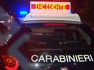 Auto fuori strada nel Reggino, muore 73enne
