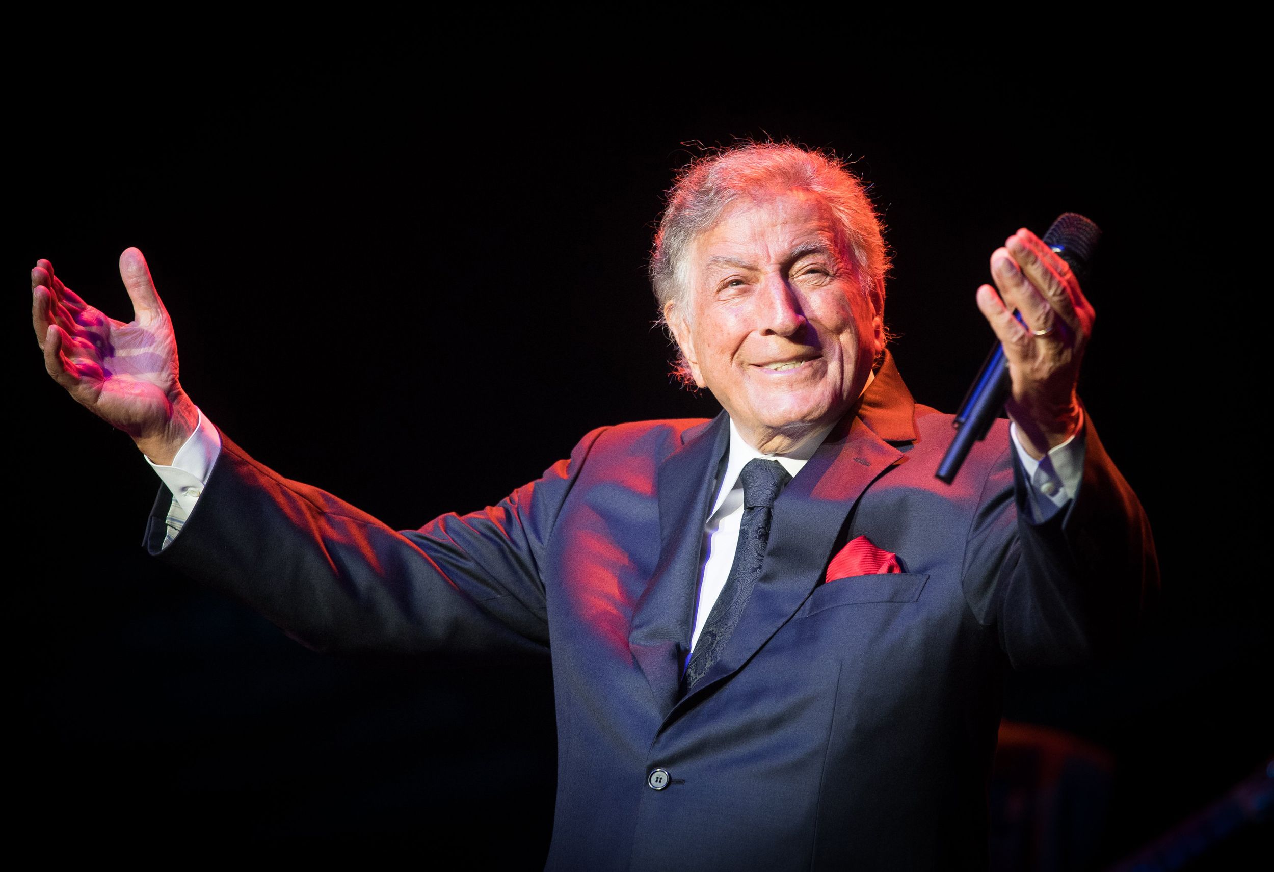 Scompare l’ultima leggenda della musica, muore Tony Bennett. Era di origini calabresi