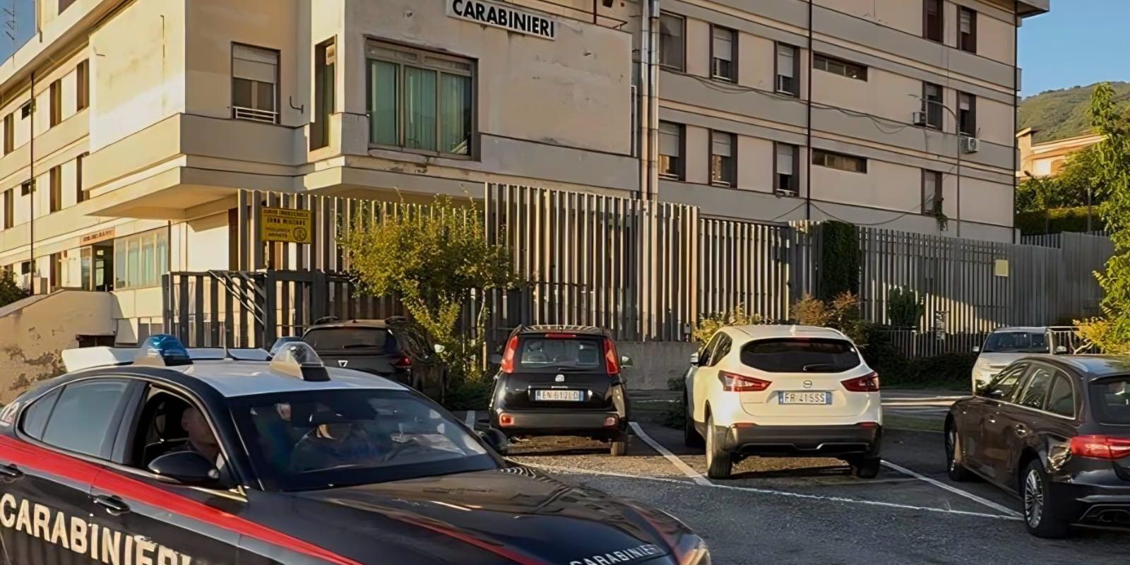 Blitz dei Carabinieri a Paola e Fuscaldo: un arresto, due denunce e locale chiuso
