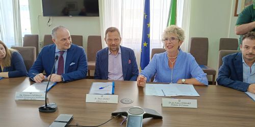 Ss 106, sottoscritto a Crotone il protocollo di legalità