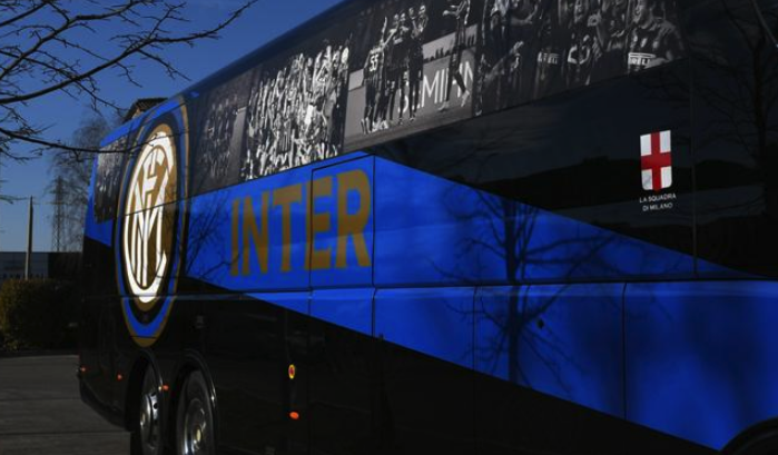 Nebbia a Crotone, l’Inter atterra a Lamezia Terme