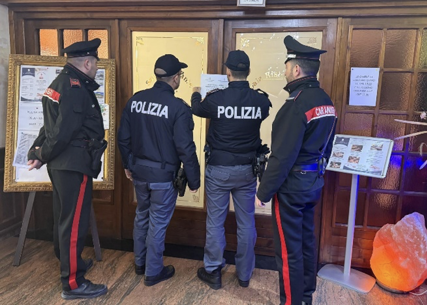 Lavoro sommerso e alloggi fatiscenti: scattano i sigilli per due ristoranti a Cotronei