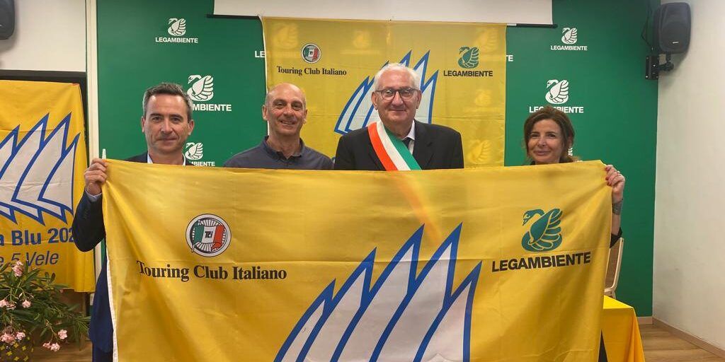 Il sindaco di Tropea: «Le Cinque Vele premiano il “governo della bellezza”»