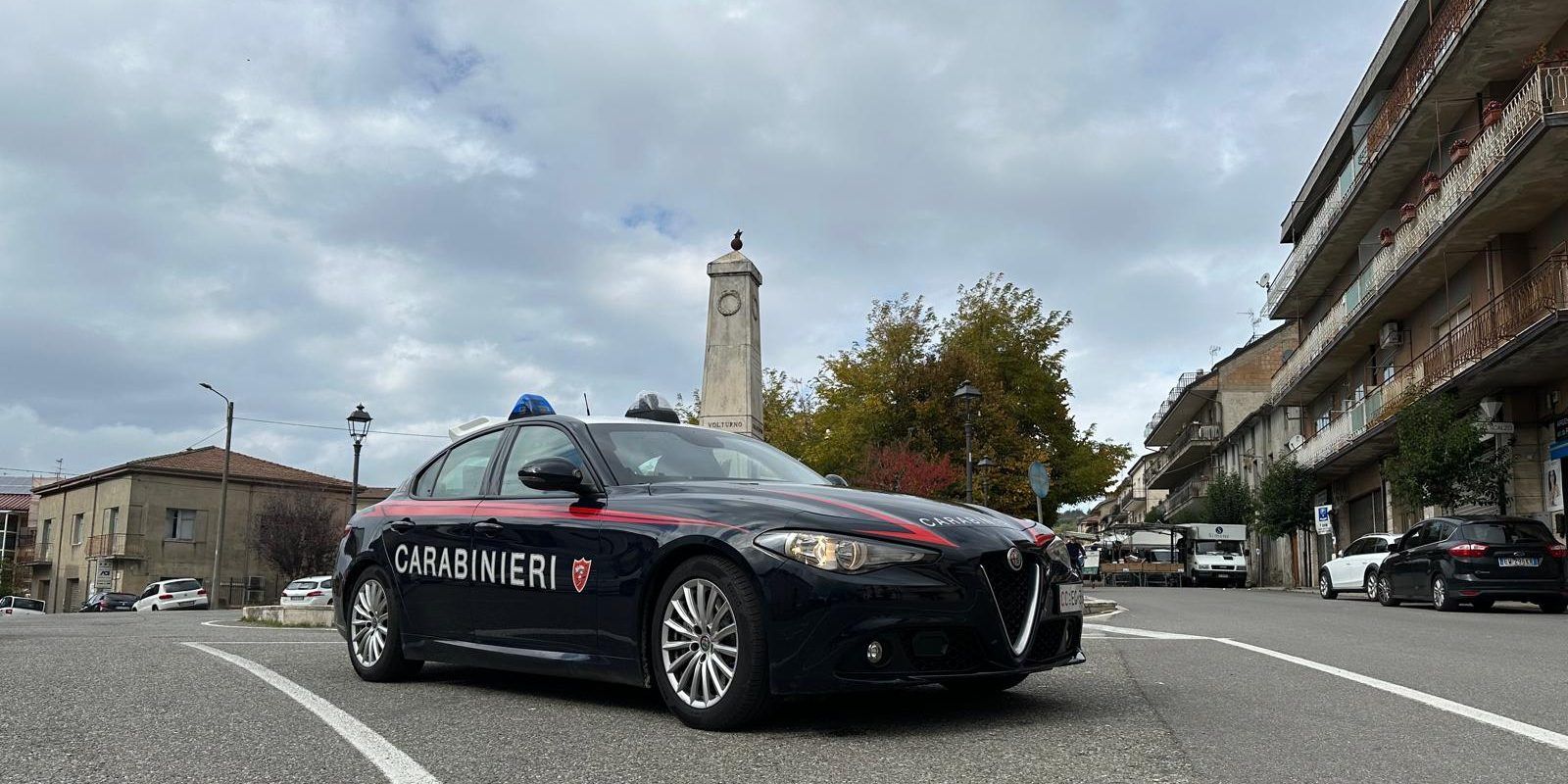 Non si ferma all’alt dei carabinieri, arrestato
