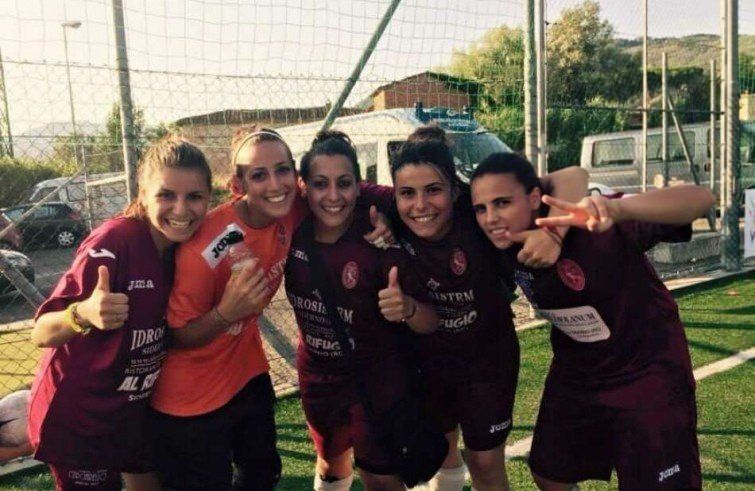 «A chi giova la chiusura dello Sporting Locri?»