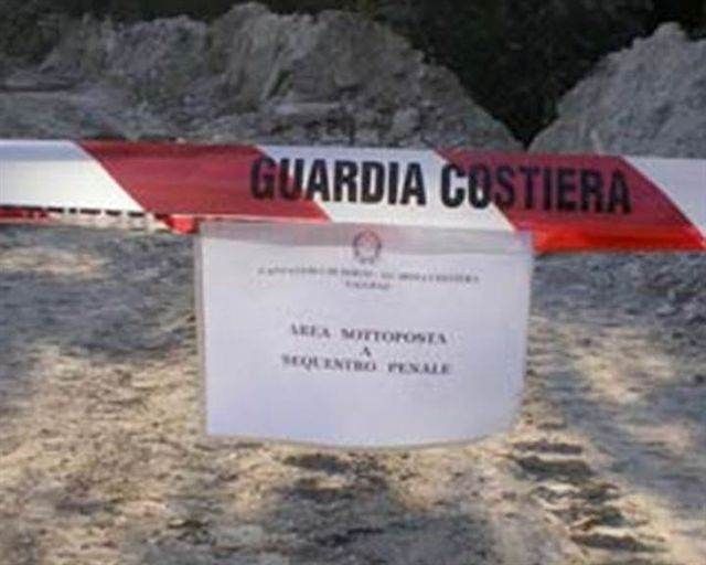 Abusivismo, scattano i sequestri sul lungomare di Reggio