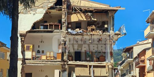 crollo facciata lamezia sambiase ordinanza